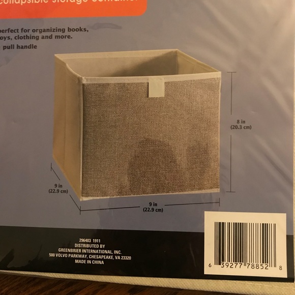 2 Collapsible Storage Pullout Containers with Tab - Picture 2 of 3